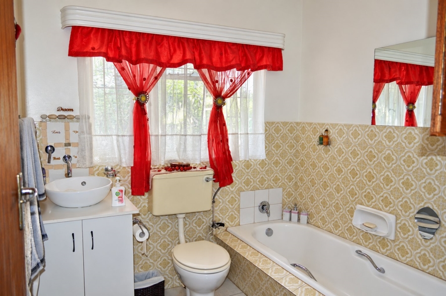 3 Bedroom Property for Sale in Wilkeville North West